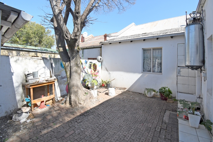 2 Bedroom Property for Sale in Brixton Gauteng