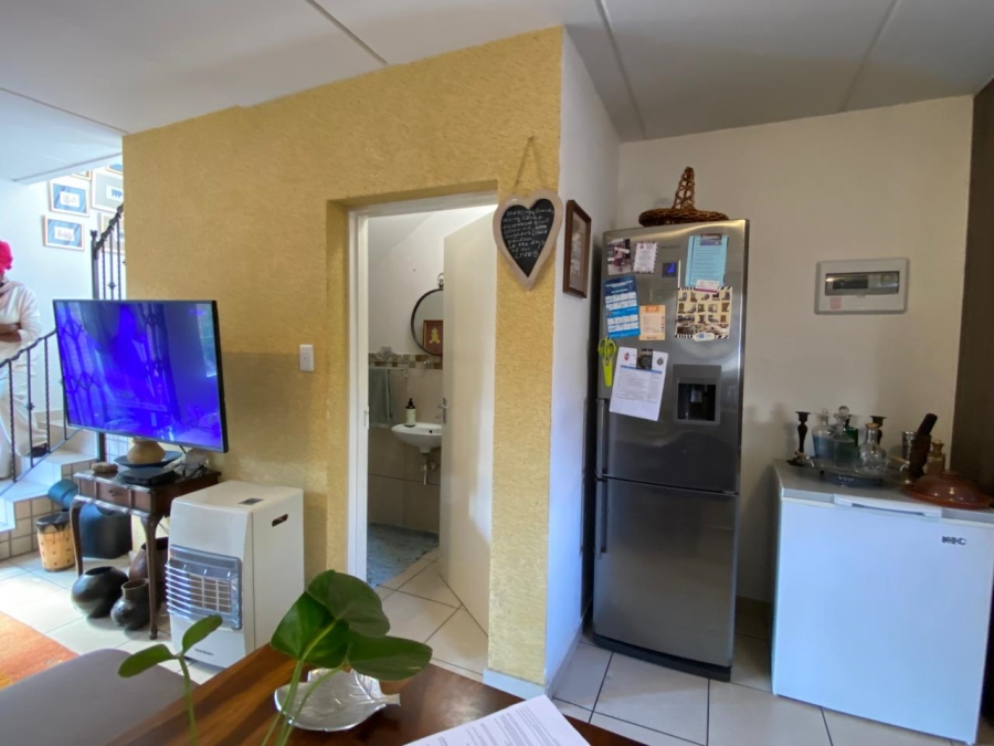 3 Bedroom Property for Sale in Wilgeheuwel Gauteng