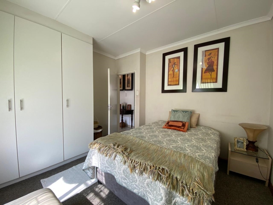 3 Bedroom Property for Sale in Wilgeheuwel Gauteng