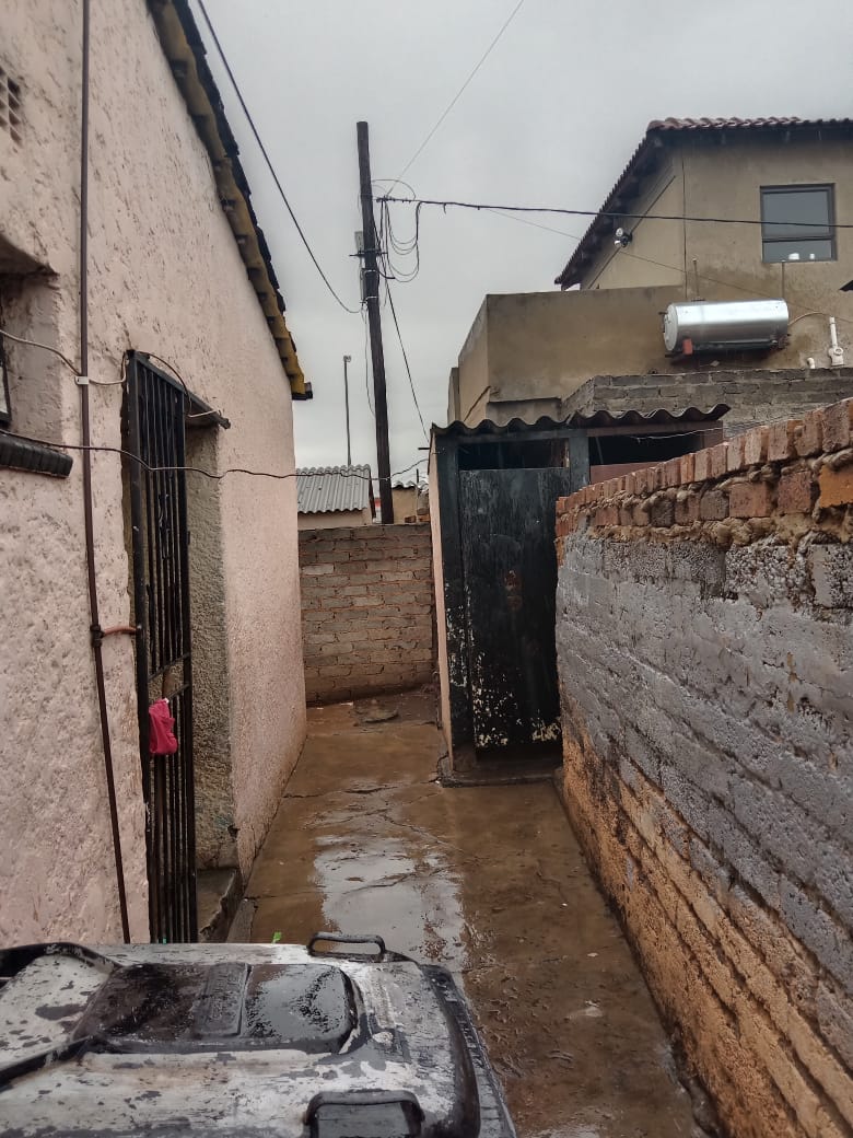 3 Bedroom Property for Sale in Dhlamini Gauteng