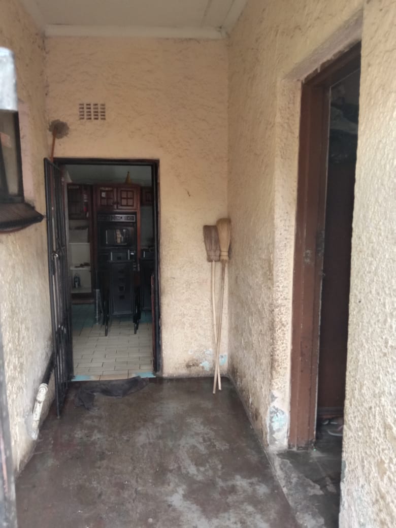 3 Bedroom Property for Sale in Dhlamini Gauteng