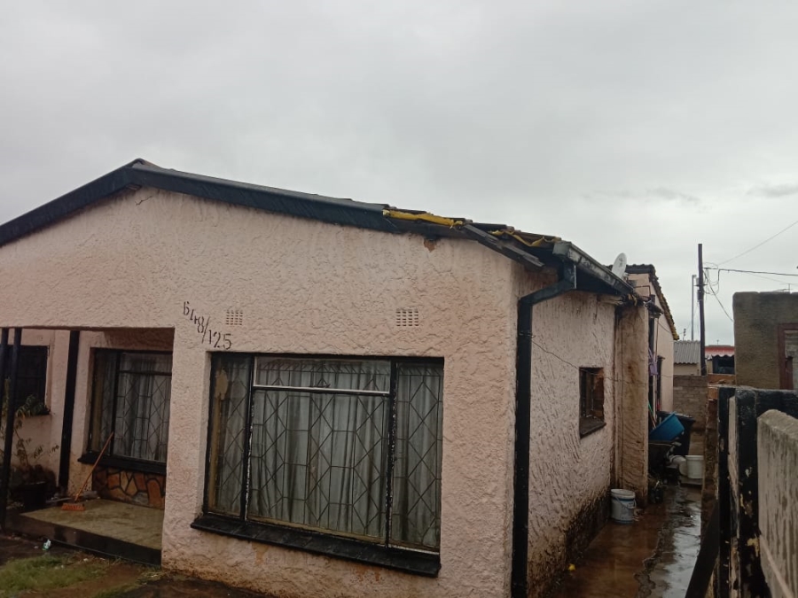 3 Bedroom Property for Sale in Dhlamini Gauteng