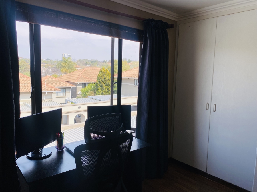 2 Bedroom Property for Sale in Lyme Park Gauteng