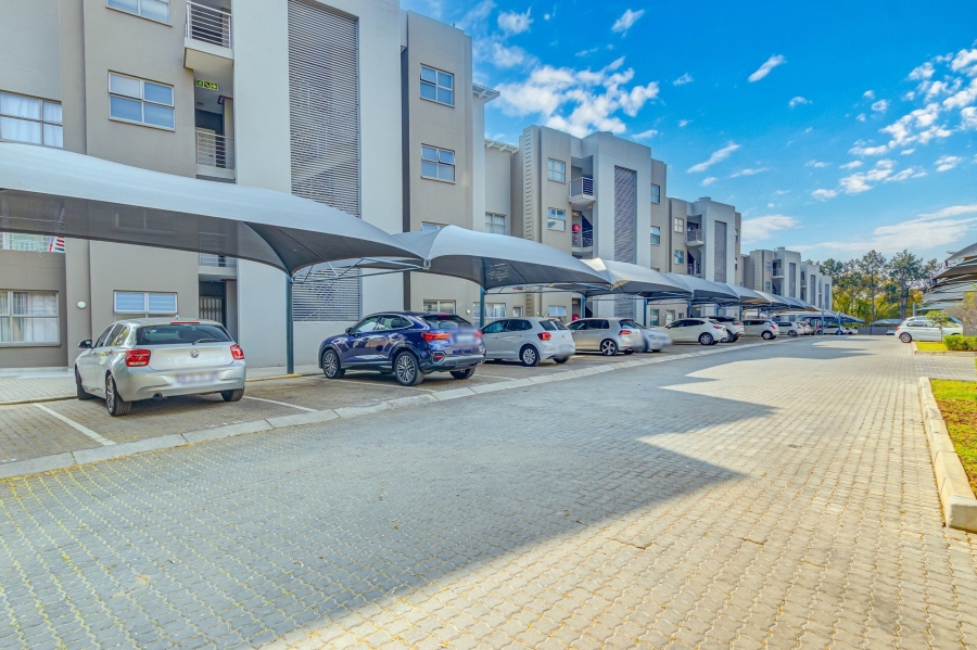 2 Bedroom Property for Sale in Broadacres Gauteng