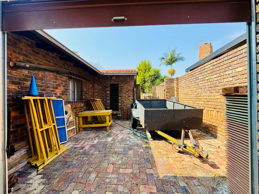 3 Bedroom Property for Sale in Doornpoort Gauteng