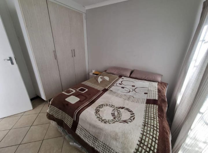 To Let 2 Bedroom Property for Rent in Noordwyk Gauteng