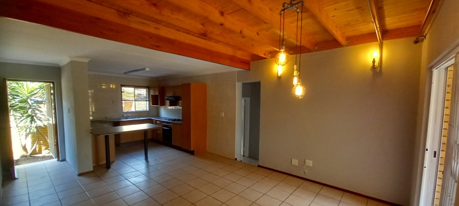 To Let 3 Bedroom Property for Rent in Kenmare Gauteng