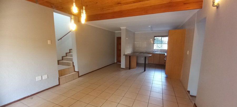 To Let 3 Bedroom Property for Rent in Kenmare Gauteng