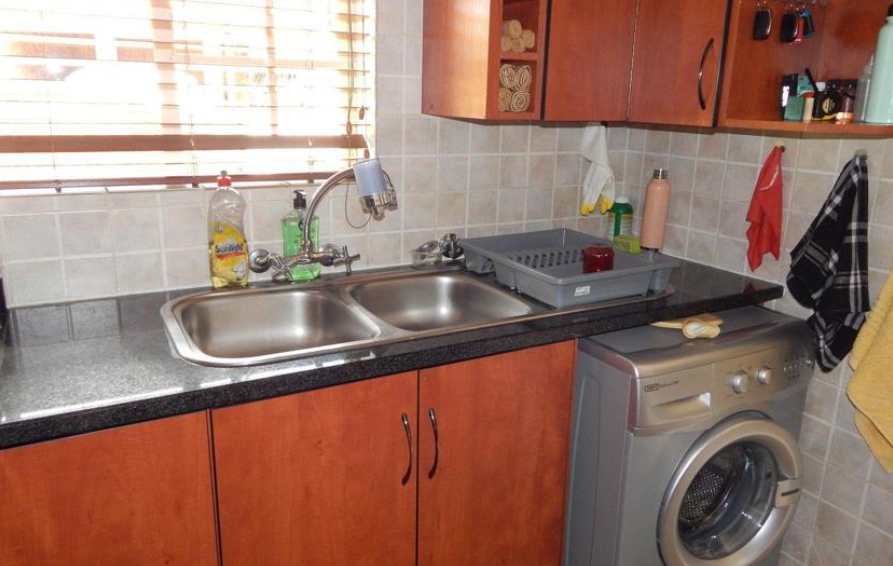 2 Bedroom Property for Sale in Centurion Central Gauteng