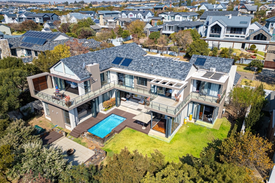 5 Bedroom Property for Sale in Waterfall Country Estate Gauteng