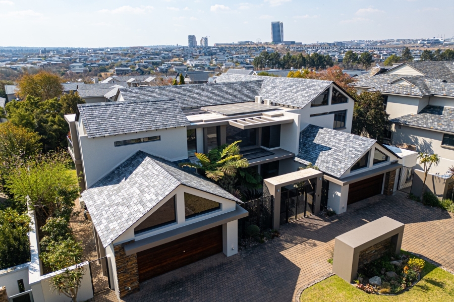 5 Bedroom Property for Sale in Waterfall Country Estate Gauteng