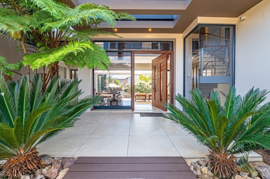 5 Bedroom Property for Sale in Waterfall Country Estate Gauteng