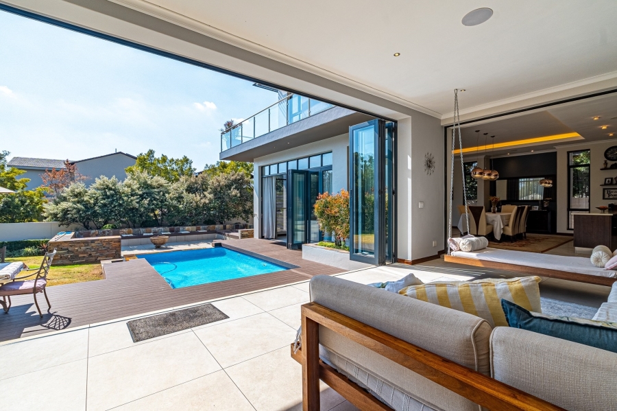 5 Bedroom Property for Sale in Waterfall Country Estate Gauteng