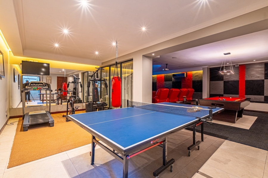 5 Bedroom Property for Sale in Waterfall Country Estate Gauteng