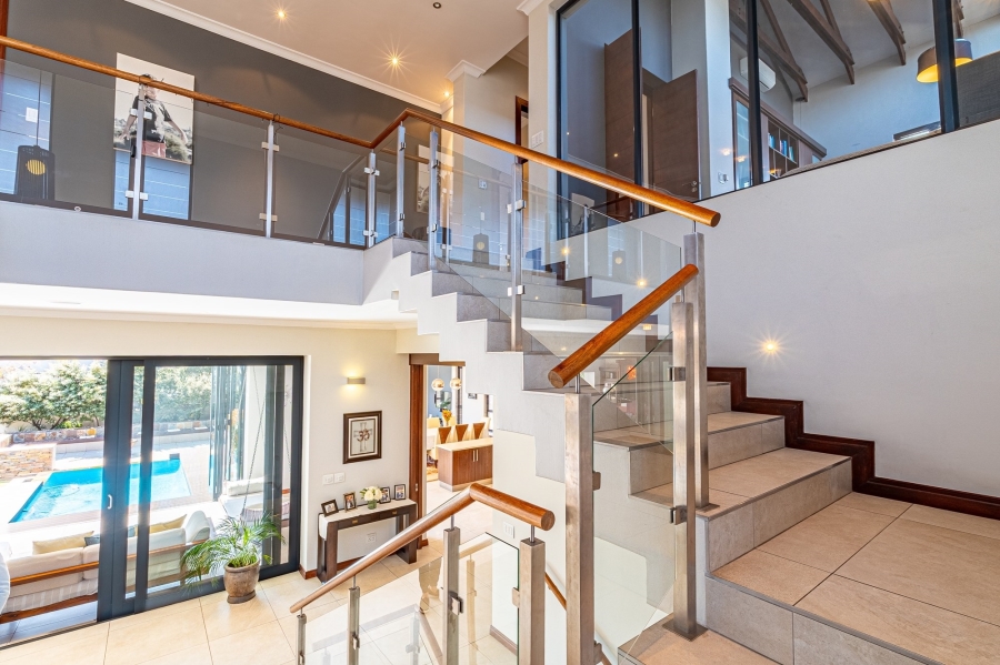5 Bedroom Property for Sale in Waterfall Country Estate Gauteng