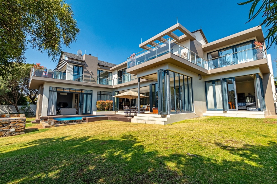 5 Bedroom Property for Sale in Waterfall Country Estate Gauteng