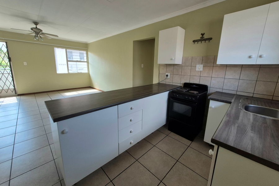 3 Bedroom Property for Sale in Die Hoewes Gauteng
