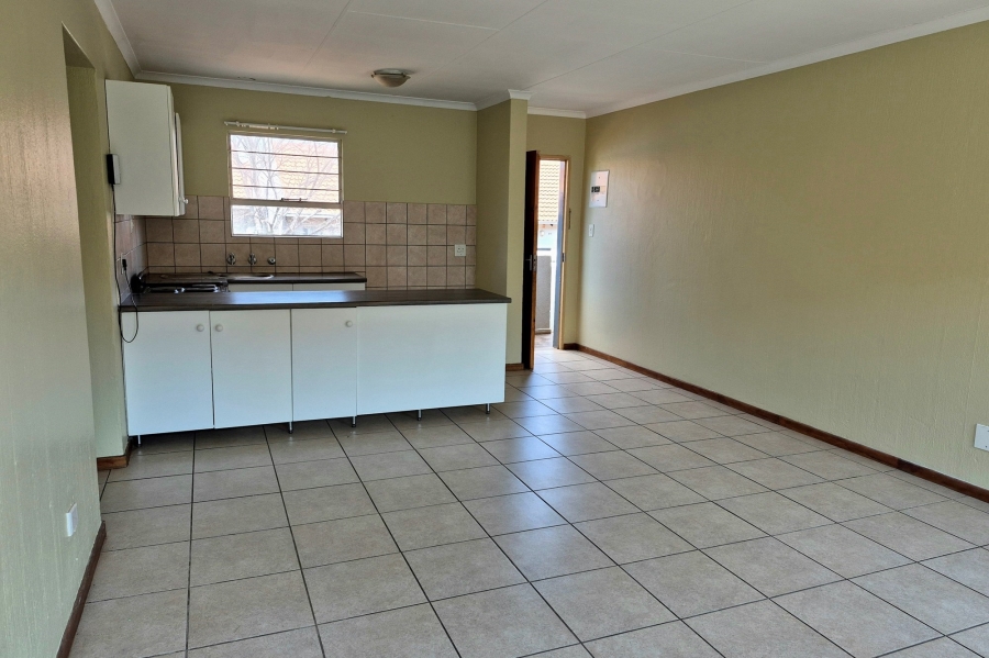 3 Bedroom Property for Sale in Die Hoewes Gauteng