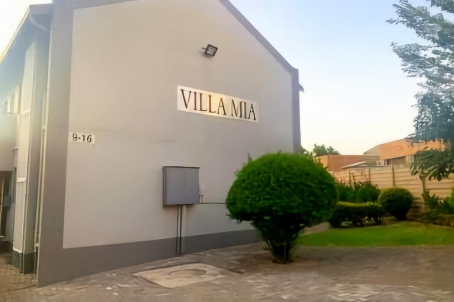 3 Bedroom Property for Sale in Die Hoewes Gauteng