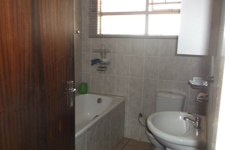 2 Bedroom Property for Sale in Impala Park Gauteng