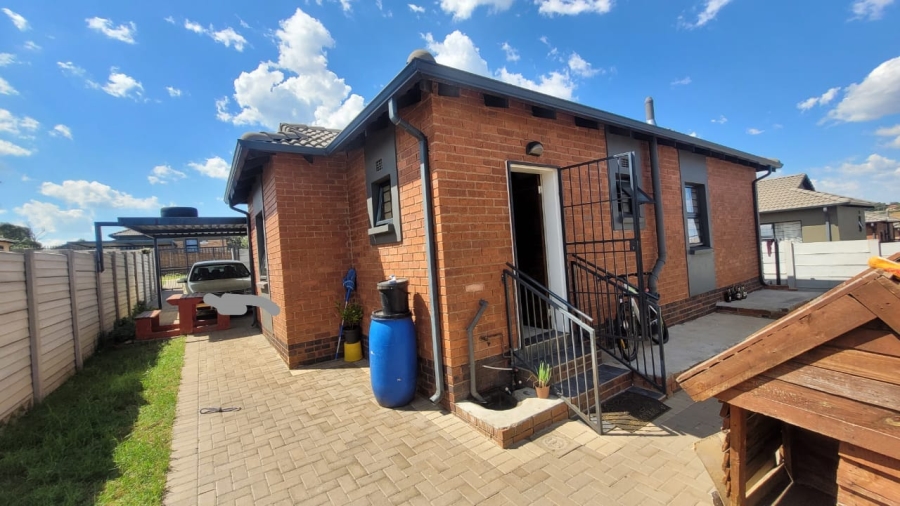 3 Bedroom Property for Sale in Mindalore Gauteng