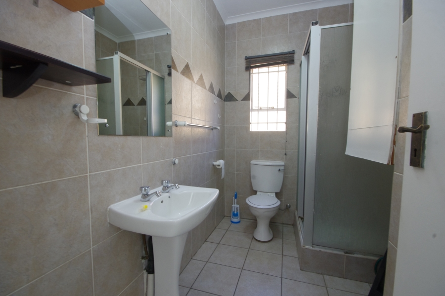 3 Bedroom Property for Sale in Sunnyrock Gauteng