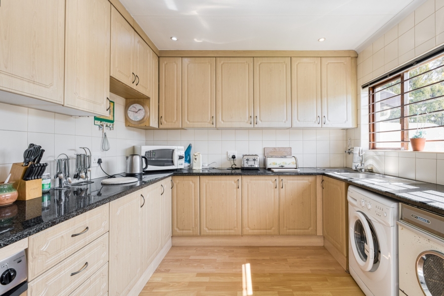 4 Bedroom Property for Sale in Douglasdale Gauteng