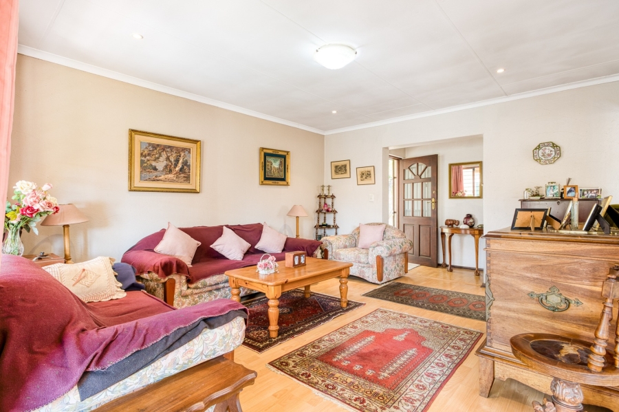 4 Bedroom Property for Sale in Douglasdale Gauteng
