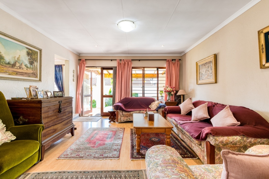 4 Bedroom Property for Sale in Douglasdale Gauteng