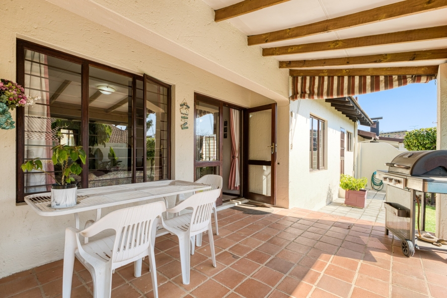 4 Bedroom Property for Sale in Douglasdale Gauteng