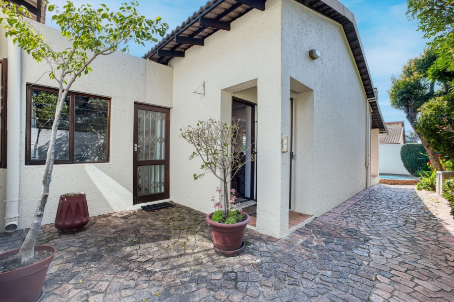 4 Bedroom Property for Sale in Douglasdale Gauteng