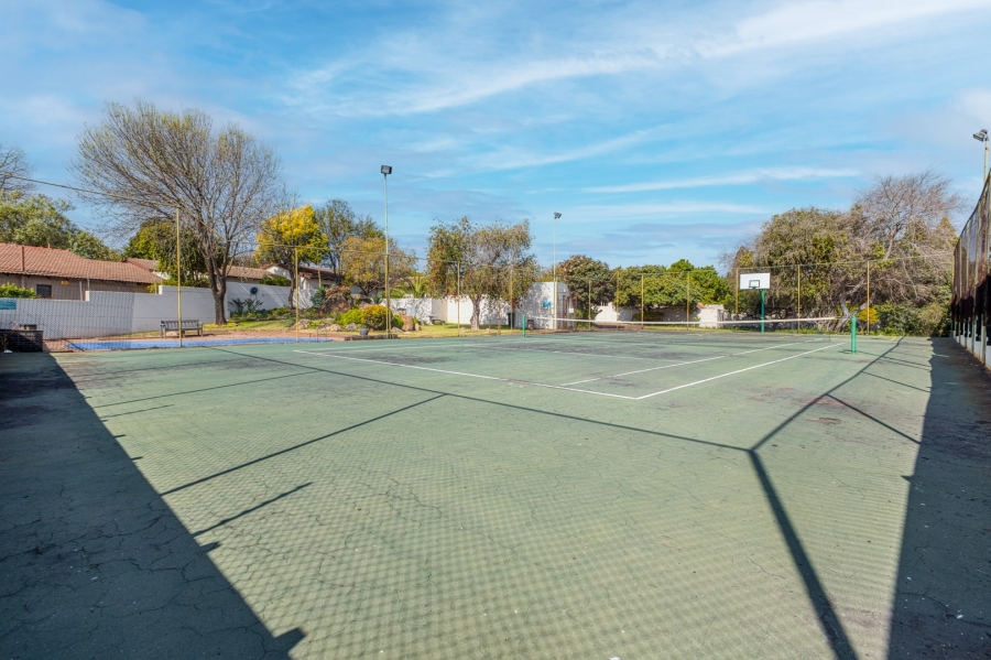 4 Bedroom Property for Sale in Douglasdale Gauteng