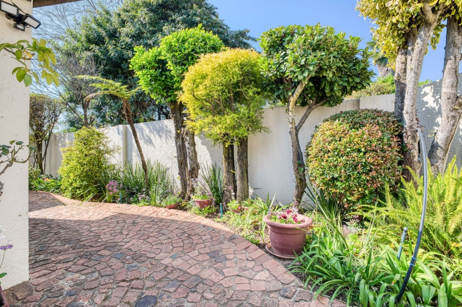 4 Bedroom Property for Sale in Douglasdale Gauteng