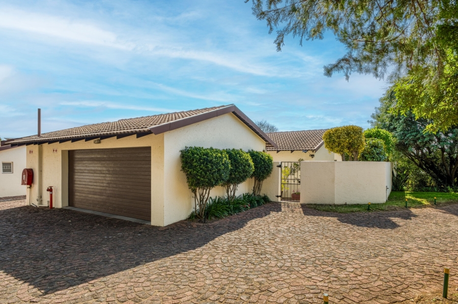 4 Bedroom Property for Sale in Douglasdale Gauteng