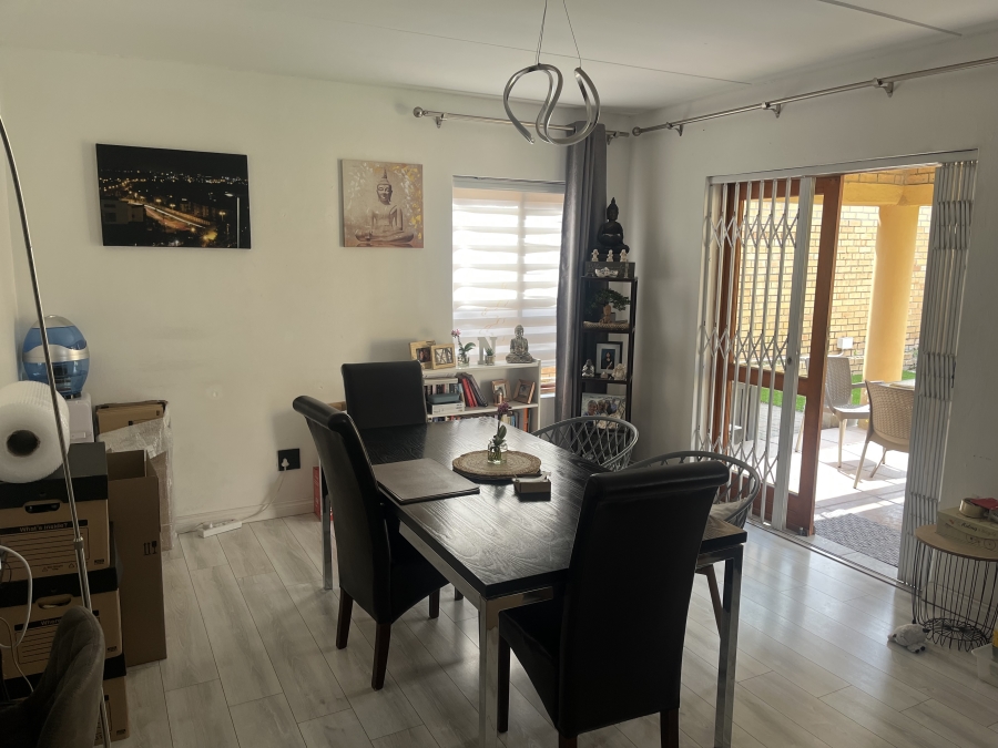 To Let 2 Bedroom Property for Rent in Craigavon Gauteng