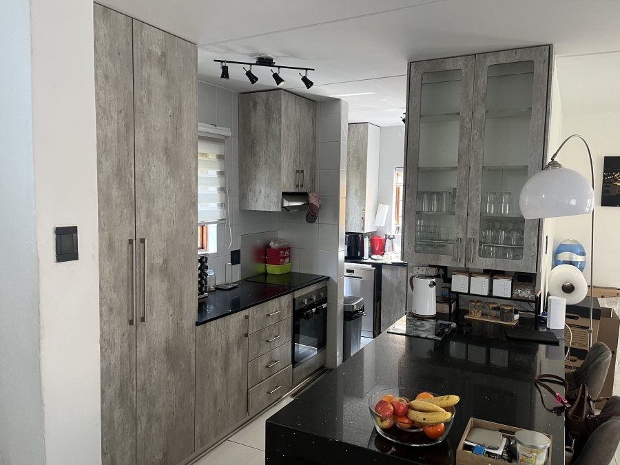 To Let 2 Bedroom Property for Rent in Craigavon Gauteng