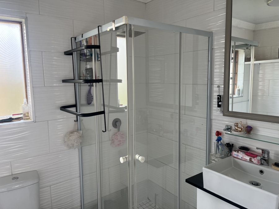 To Let 2 Bedroom Property for Rent in Craigavon Gauteng