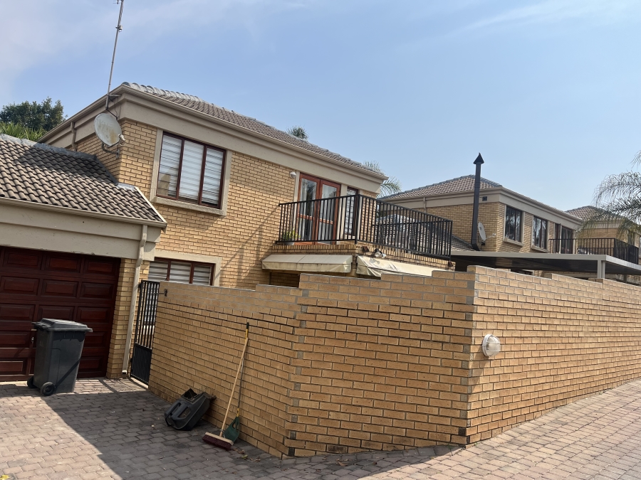 To Let 2 Bedroom Property for Rent in Craigavon Gauteng