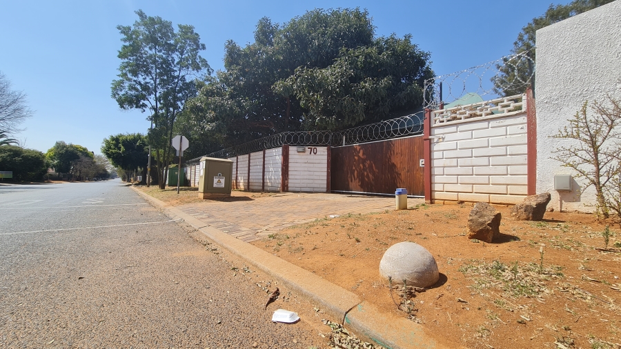 2 Bedroom Property for Sale in Norkem Park Gauteng