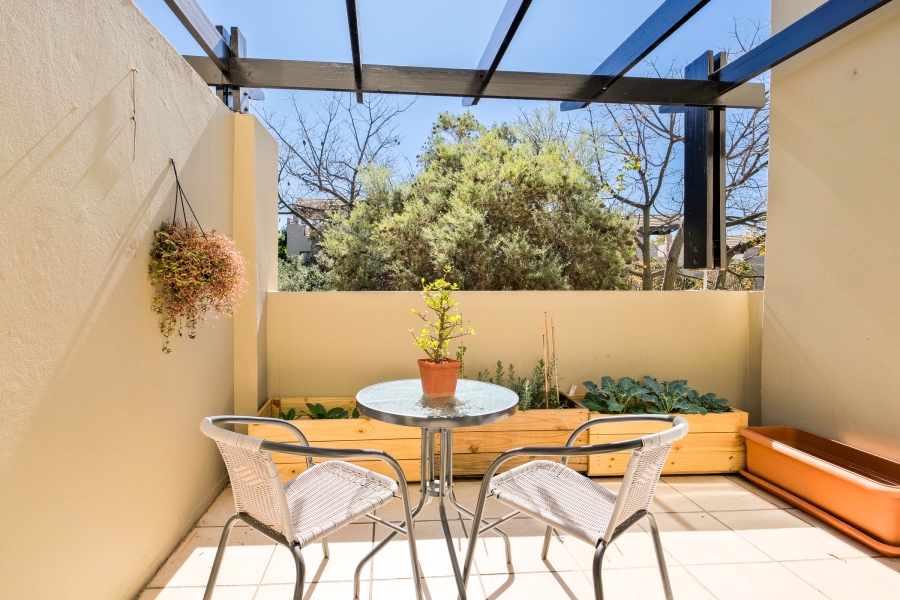 To Let 2 Bedroom Property for Rent in Lonehill Gauteng