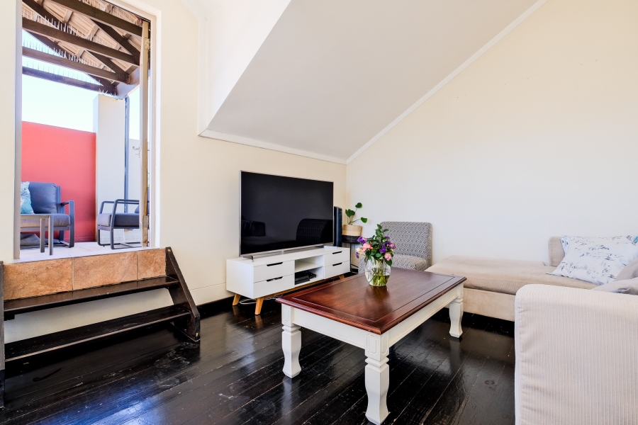 To Let 2 Bedroom Property for Rent in Lonehill Gauteng