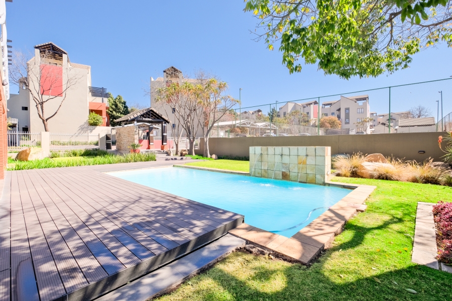 To Let 2 Bedroom Property for Rent in Lonehill Gauteng