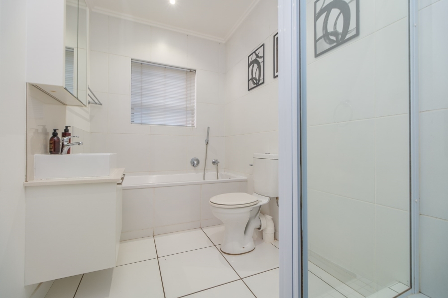 3 Bedroom Property for Sale in Lonehill Gauteng
