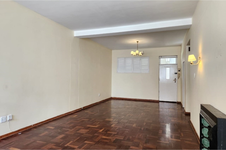 2 Bedroom Property for Sale in Rosebank Gauteng