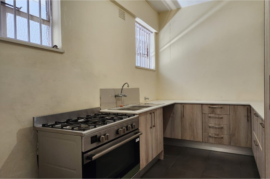 2 Bedroom Property for Sale in Rosebank Gauteng