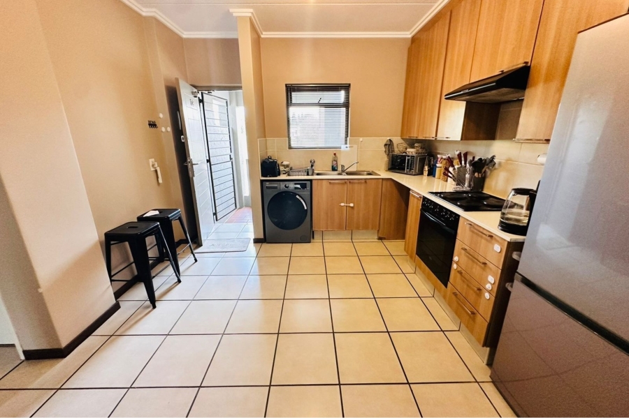 2 Bedroom Property for Sale in Bryanston Gauteng