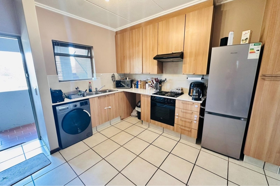 2 Bedroom Property for Sale in Bryanston Gauteng