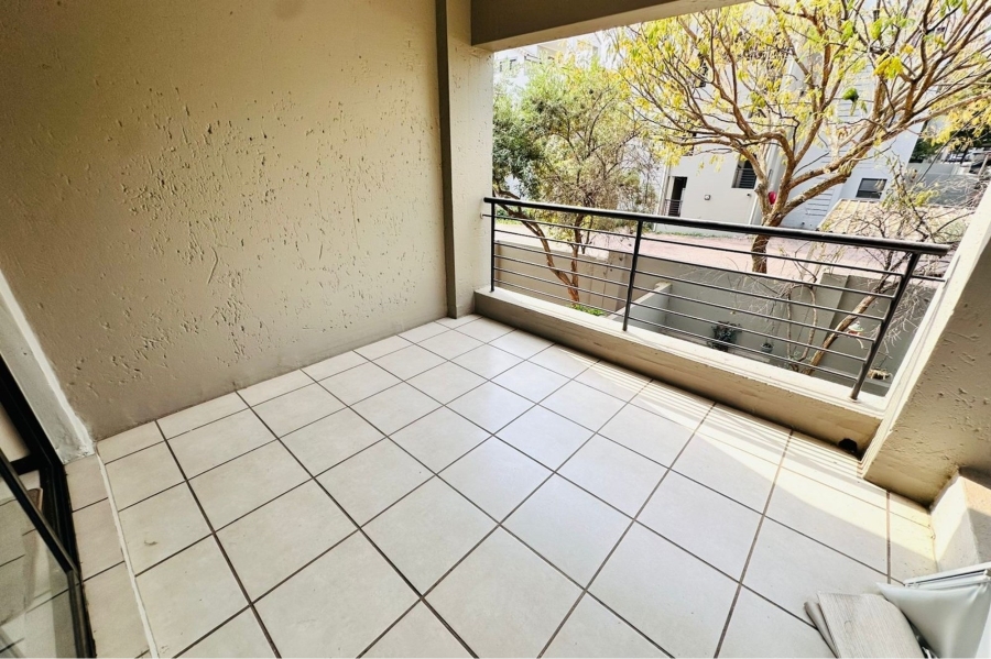 2 Bedroom Property for Sale in Bryanston Gauteng