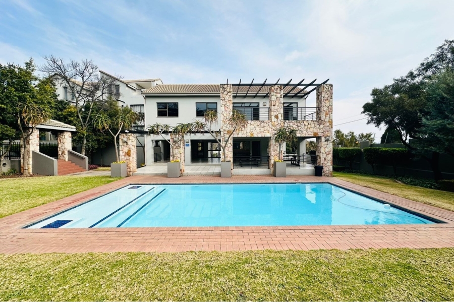 2 Bedroom Property for Sale in Bryanston Gauteng