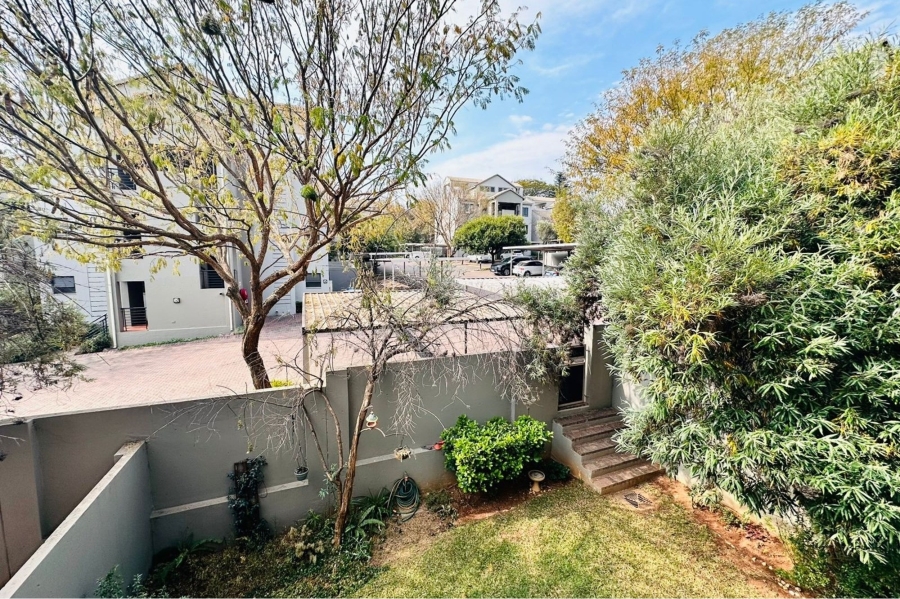 2 Bedroom Property for Sale in Bryanston Gauteng